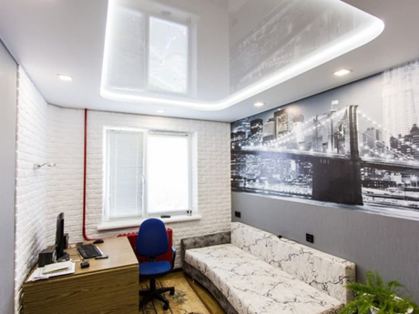 Глянцевый потолок